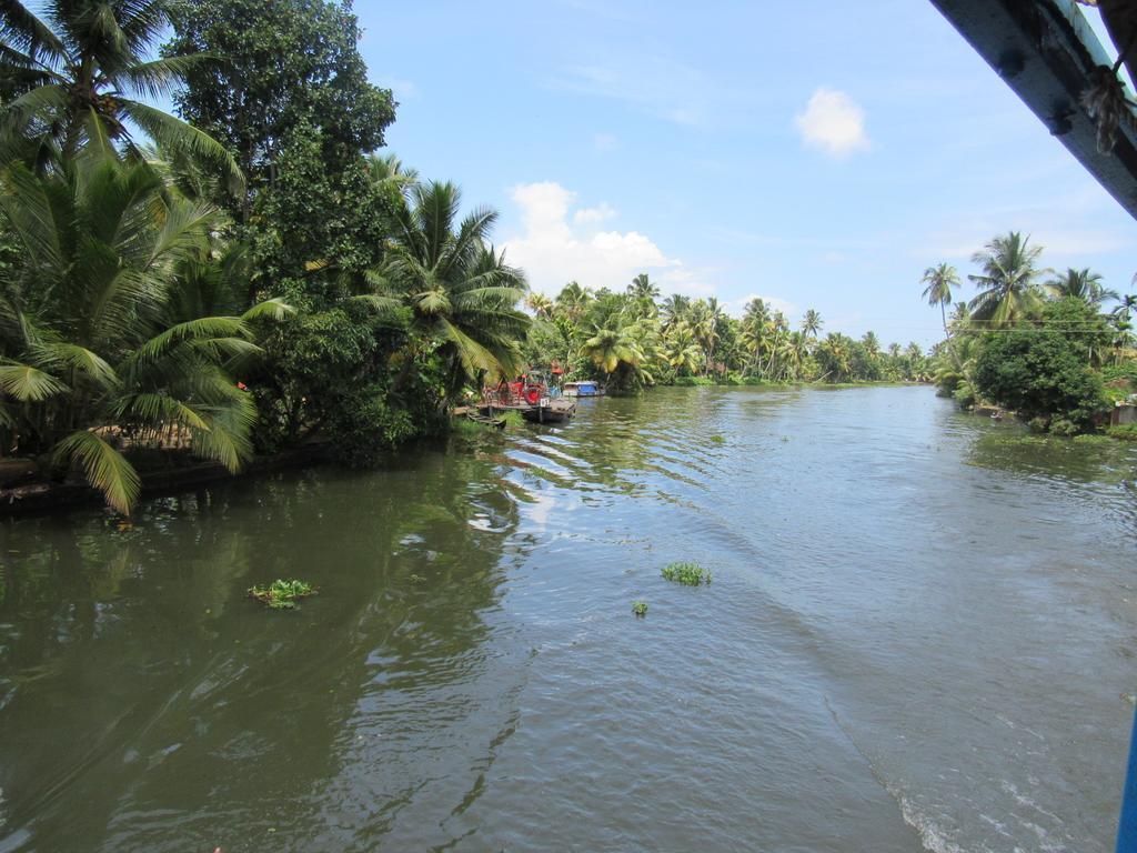 Marari Dreamz Vila Alappuzha Quarto foto